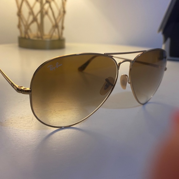Gold Ray Ban aviators - Picture 2 of 2